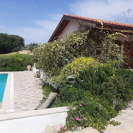 Guest house Ionia