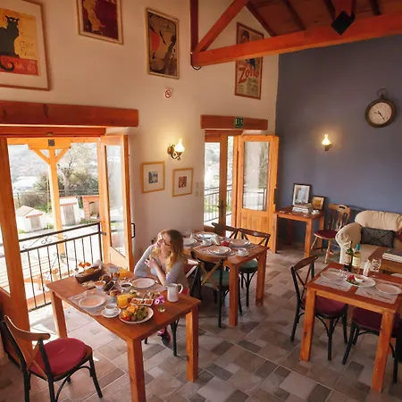 Ionia Guest house 4*